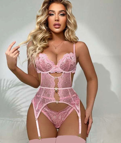 Dantelli Taşlı Kalpli Fantezi Elbise