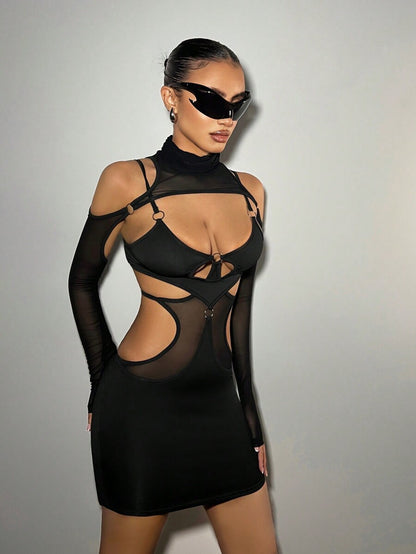 Siyah Tasarım Halka Detaylı Bel Dekolteli Transparan Mini Gecelik